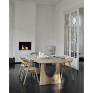 GEOMETRIC oak table Ethnicraft