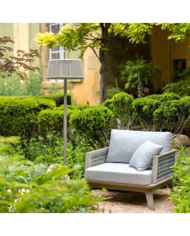 Lampadaire réglable ROP&STRIP solaire et rechargeable Les Jardins