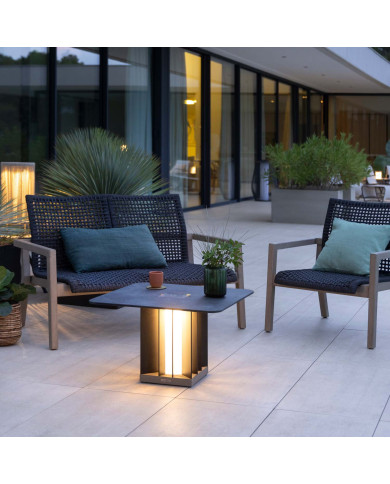 Table basse lumineuse carrée TECKALU solaire Les Jardins