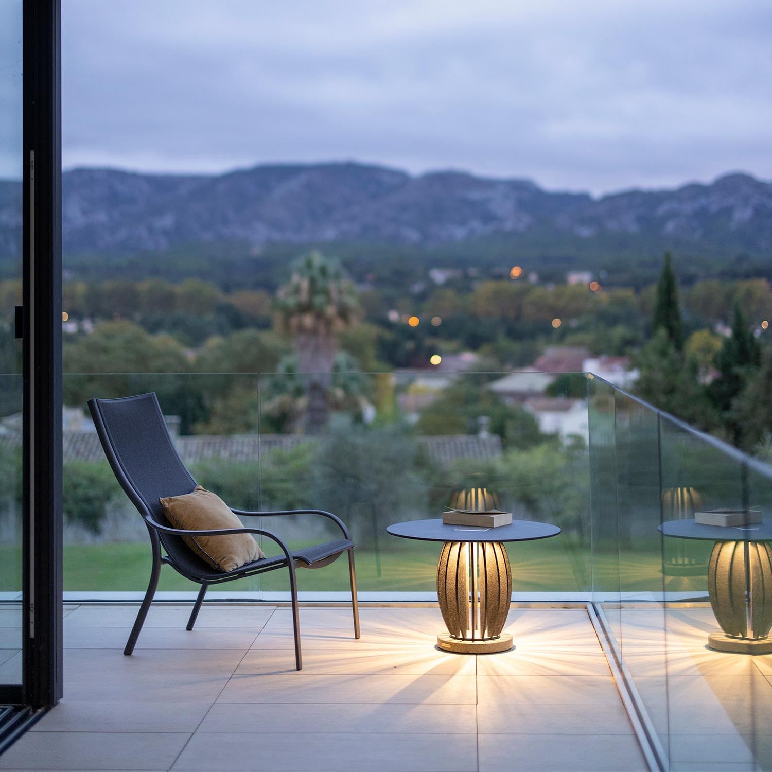 Table basse lumineuse PASTEK solaire Les Jardins
