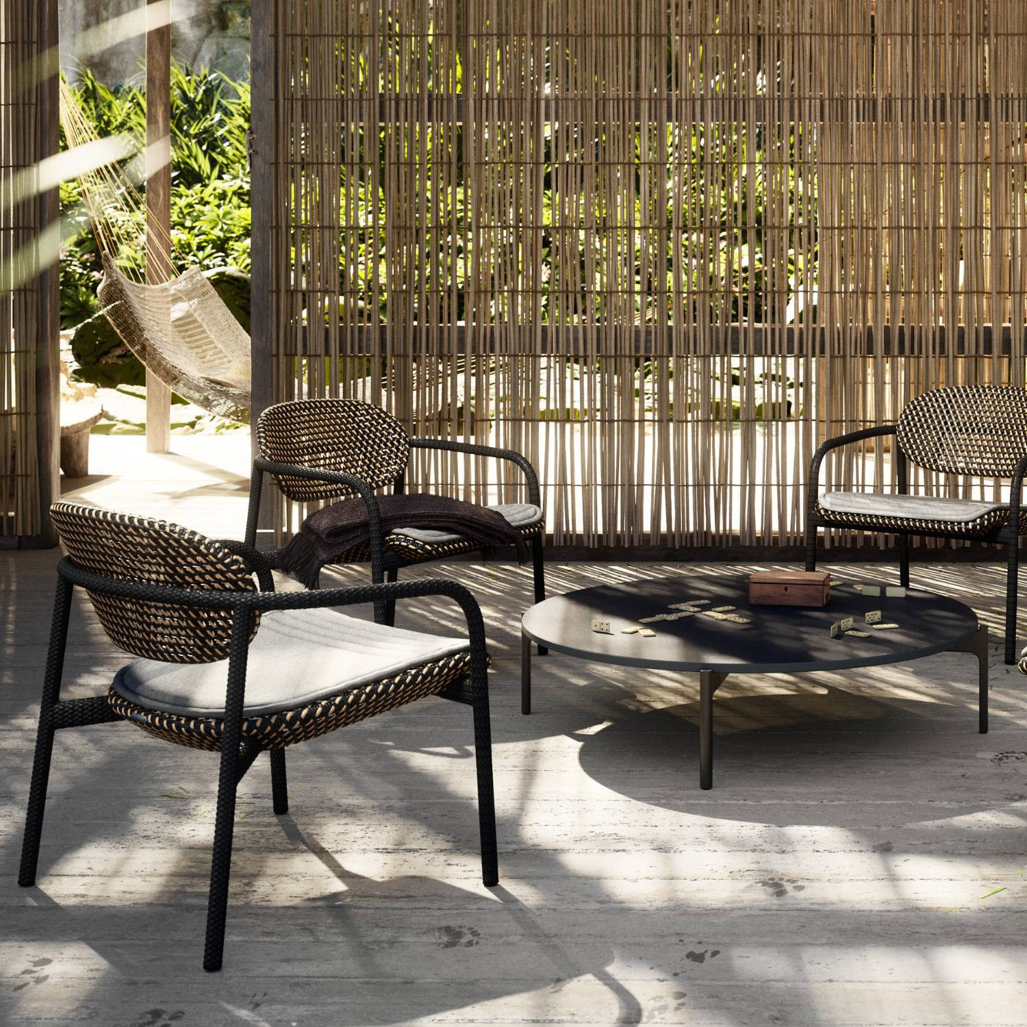 ROII Tobacco Lounge chair Dedon