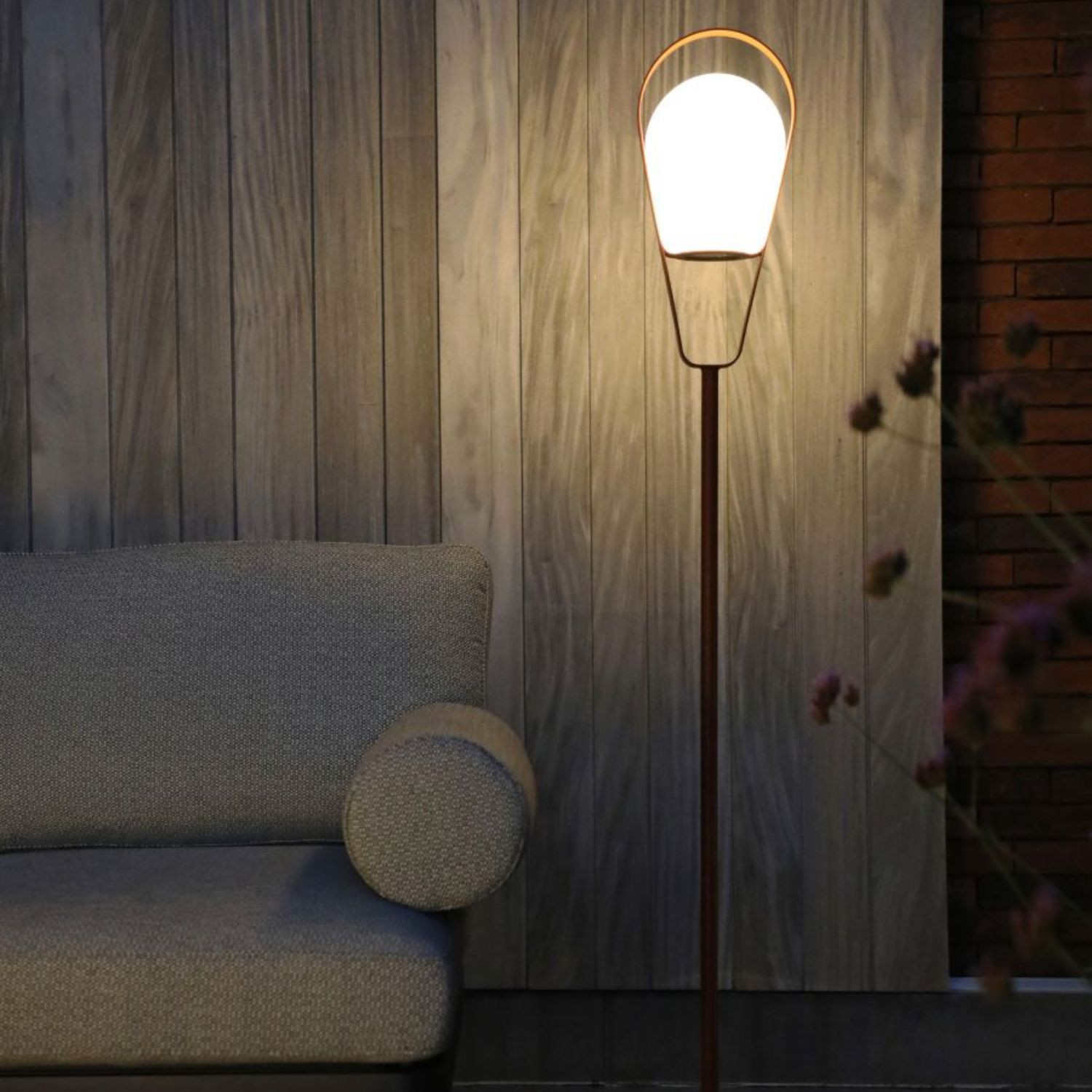 Lampadaire AURA Les Jardins du Sud