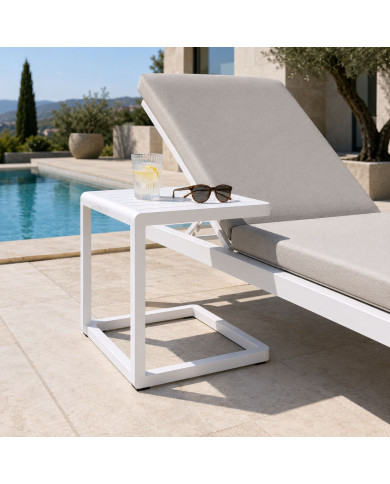 CORAL white coffee table Les Jardins du Sud