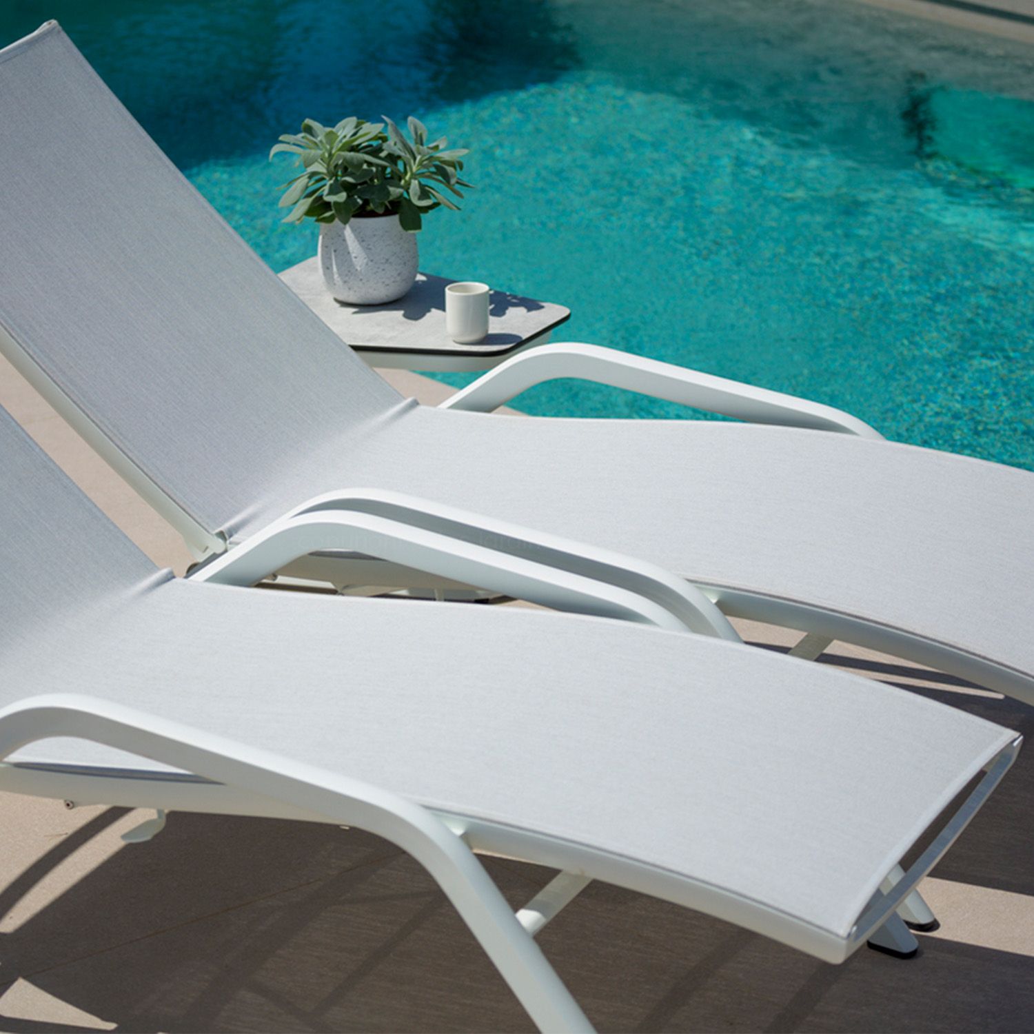 terrasse-mobilier-frejus